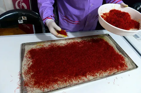تصویر 2 از زعفران نگین با عطر بی‌ نظیر و کیفیت عالی